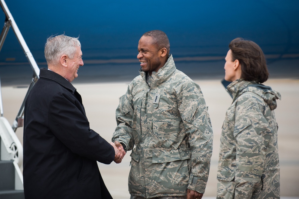 SecDef visit to USTRANSCOM, Scott Air Force Base, Ill.