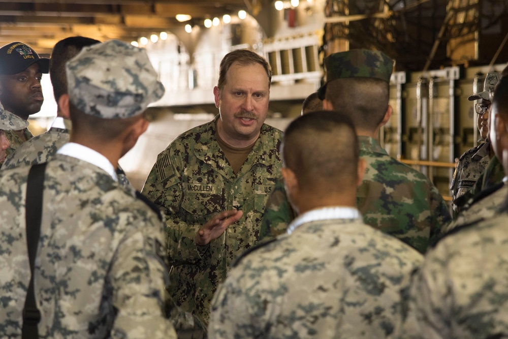 Rear Adm. Chatchai Thongsaard visit's USS Bonhomme Richard (LHD 6)