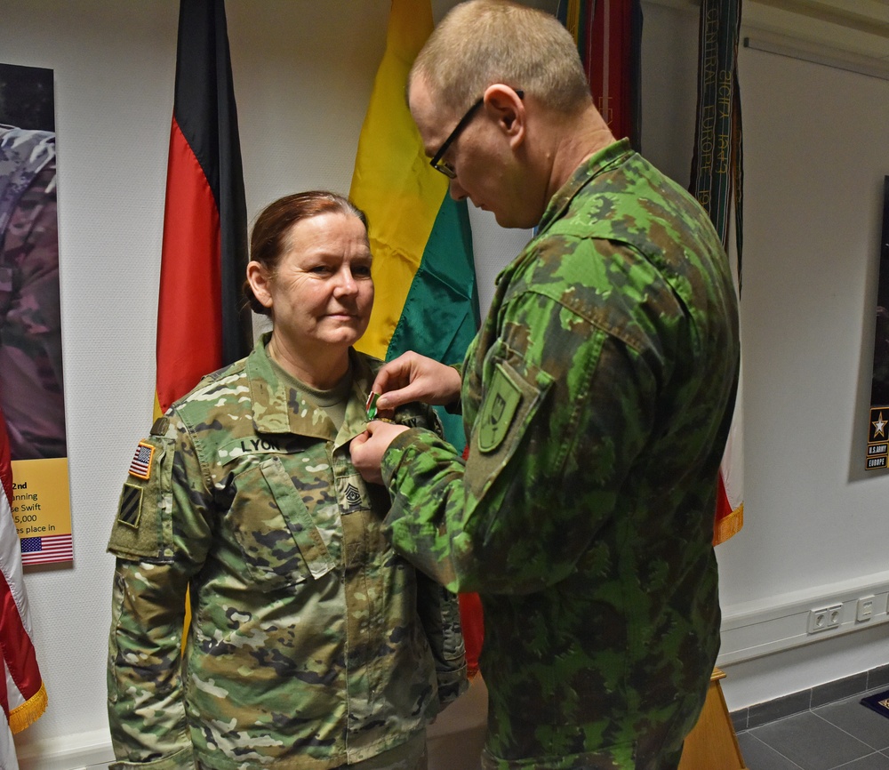 CSM Lyon awarded Lithuanian Armed Forces Medal of Distinction