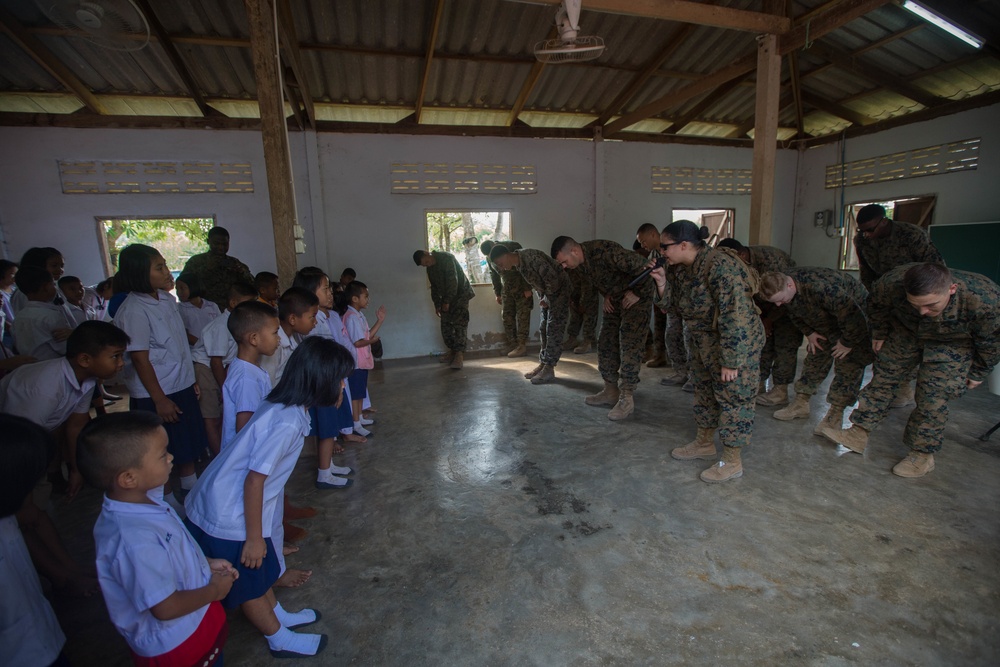 Americas Battalion visit local Thai school