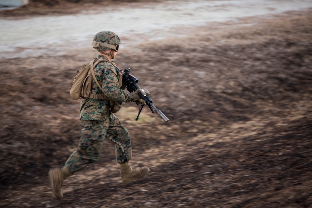 1/2 Marines Engage in Live Fire Exercise