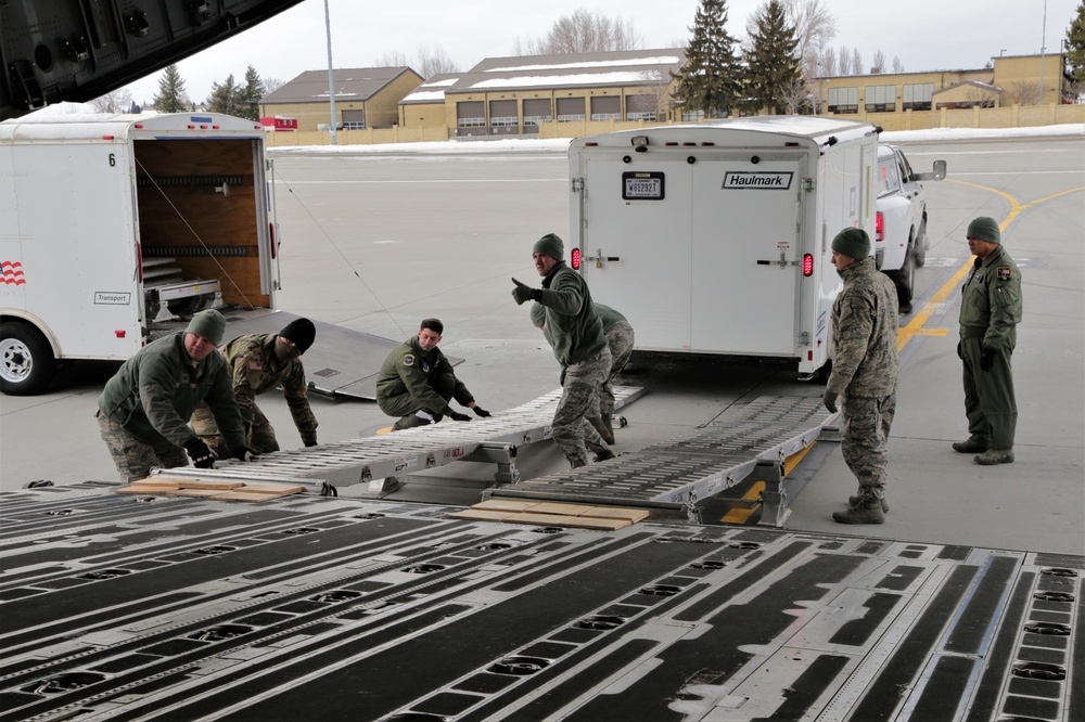 Equipment transport @ ArcticEagle18