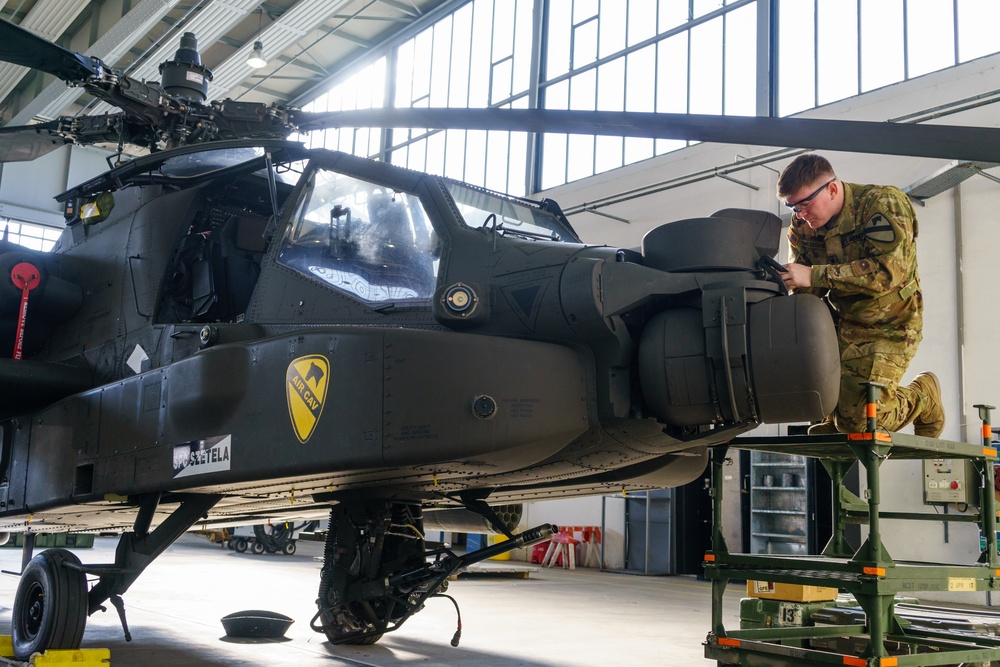 Air Cav Maintains Readiness