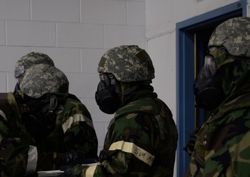 Icemen practice recovery operations during Arctic Gold 18-5