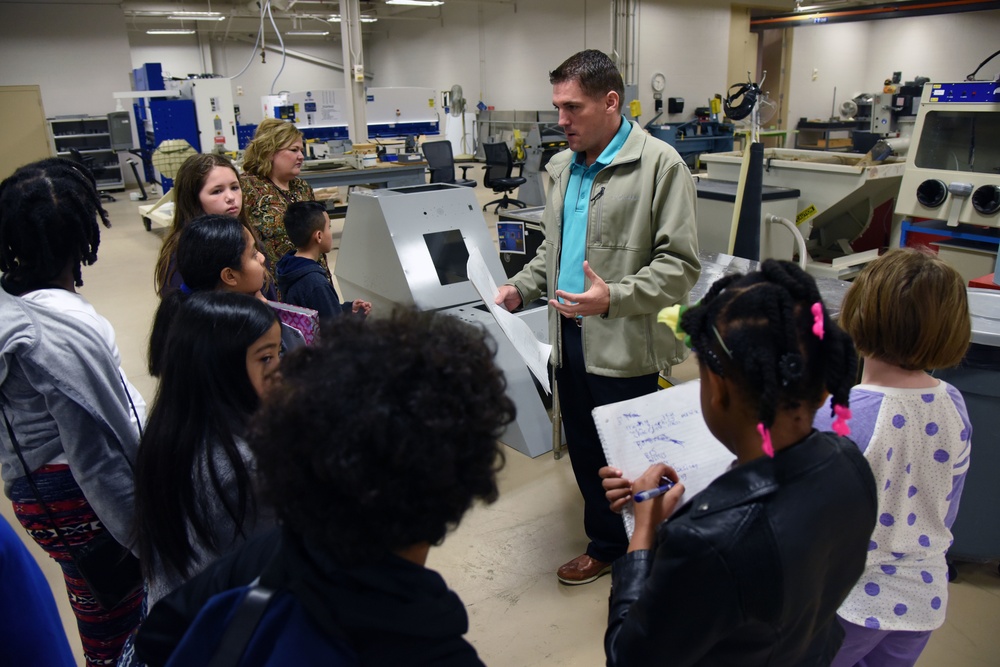 Biloxi students explore Air Force careers