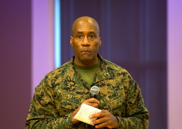 2nd MEB hosts deployment readiness brief
