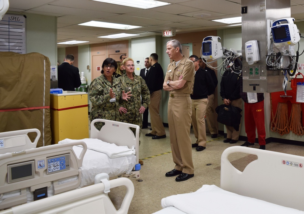 commander, Navy Medicine West Visits the USNS Mercy (T-AH 19)