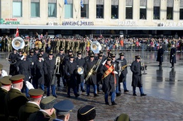 US Army marches in Estonia's Independence Day parade