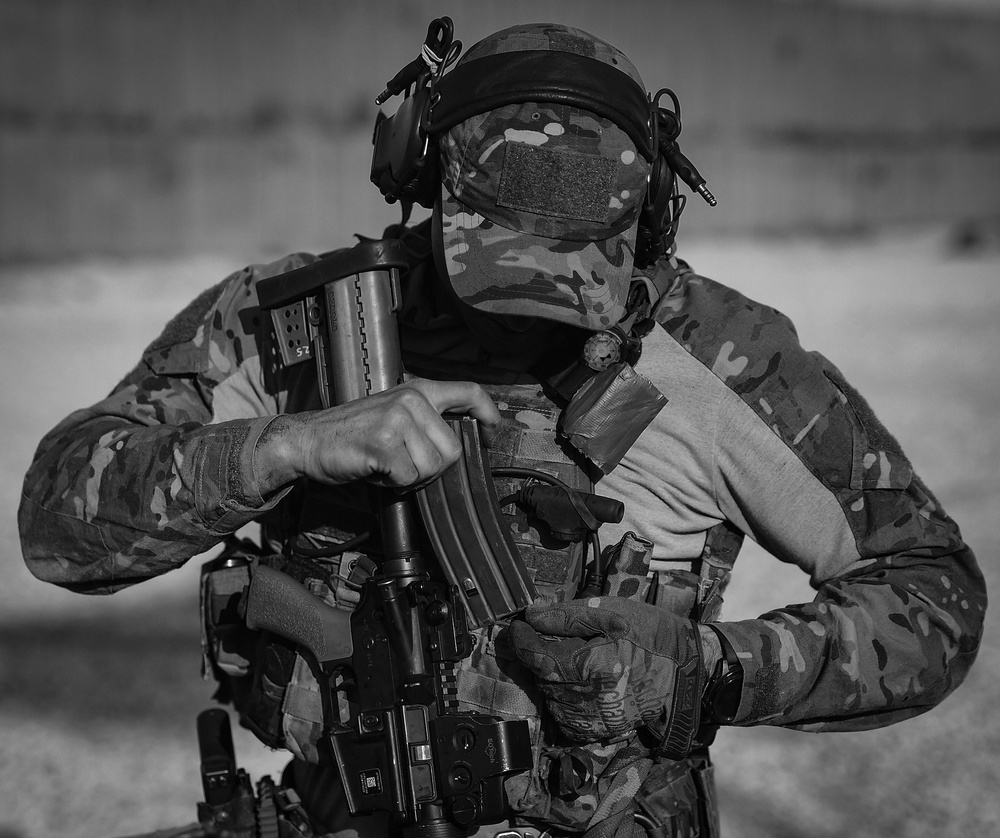 83rd ERQS pararescuemen Conduct Weapons training in Afghanistan