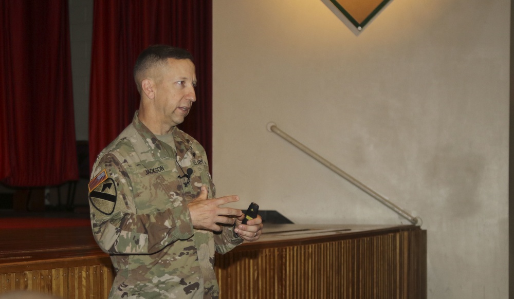 Fort Carson Soldiers recieve SFAB recruiting Briefing