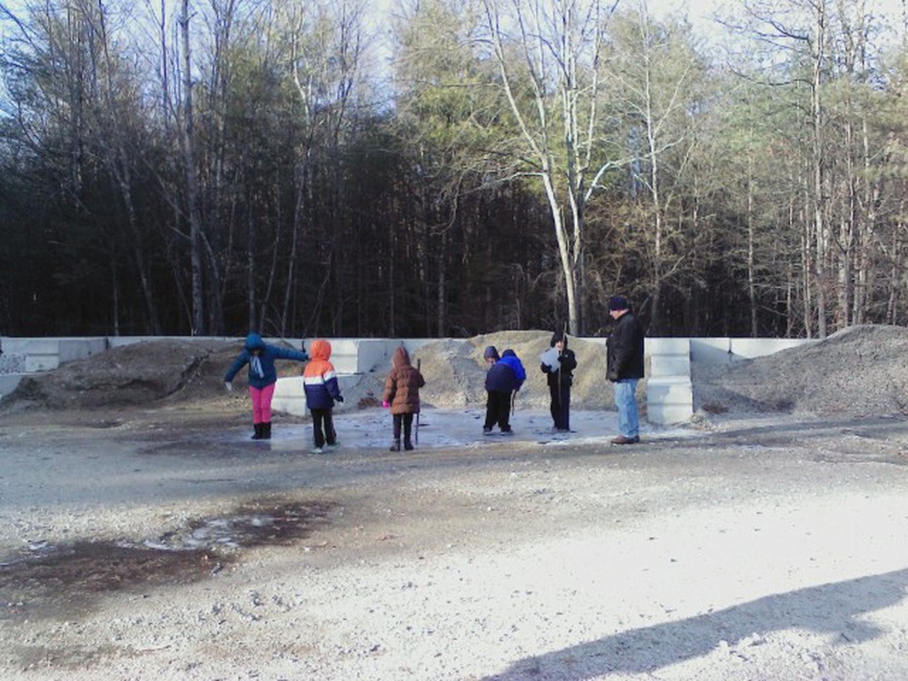DVIDS - News - West Hill Dam Rangers host young and old on Animal Trek