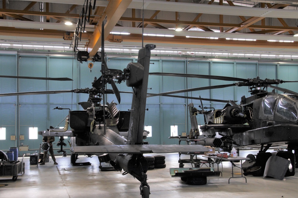 AH-64 Apache Helicopter 500 Hours Phase Maintenance