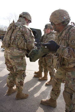 2CR discusses Stryker modification for howitzer crews