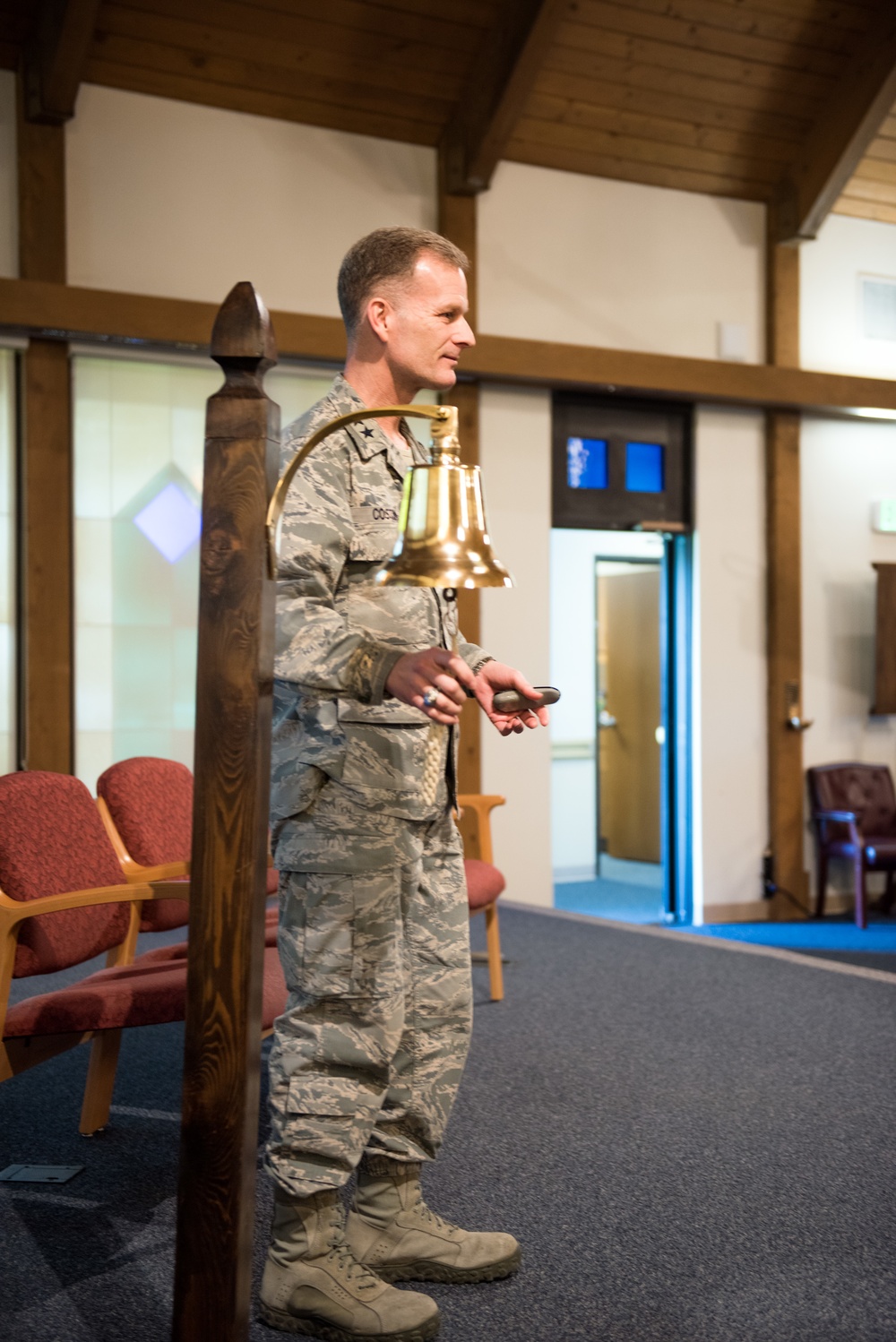 Chief of Chaplains Visits Travis