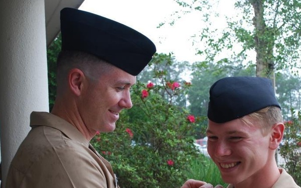Naval Oceanography’s Henry, Cruz Named Information Forces Shore Sailors of the Year