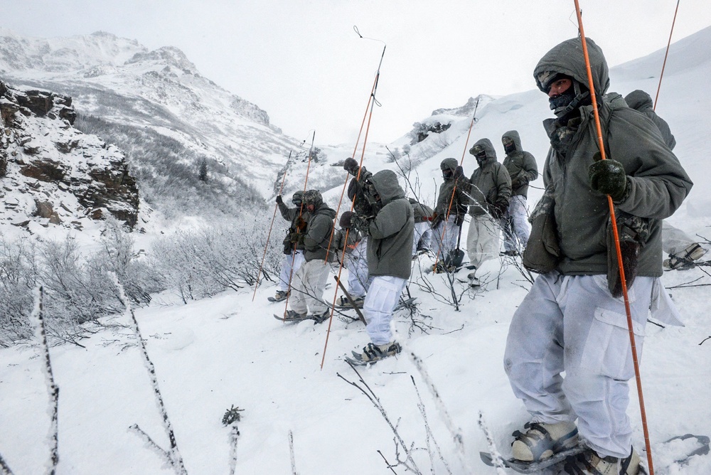 At avalanche training, Soldiers learn caution saves lives, complacency kills