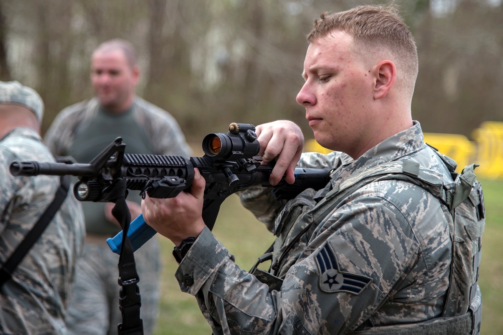 Airmen ‘Shoot,Move,Communicate’