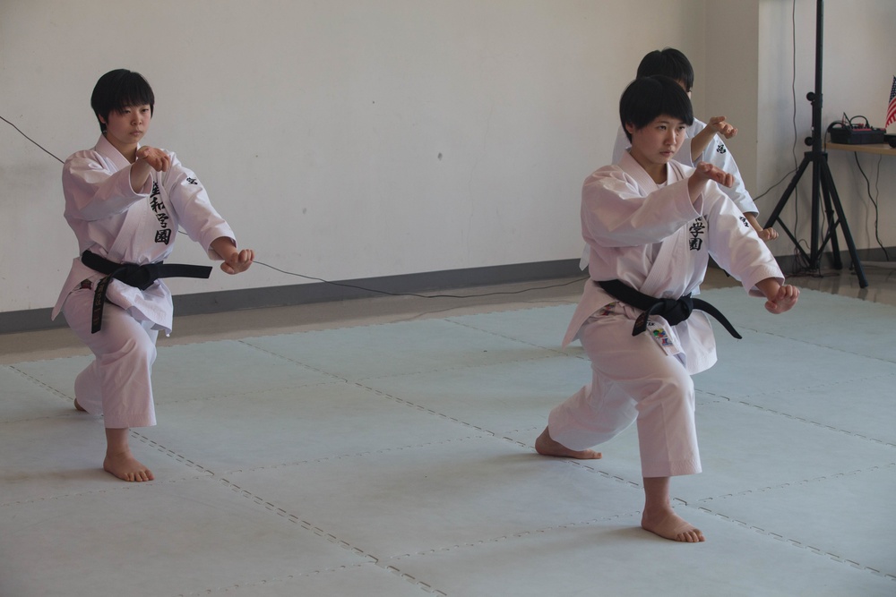 A Trip to Seiwa Gakuwn High School
