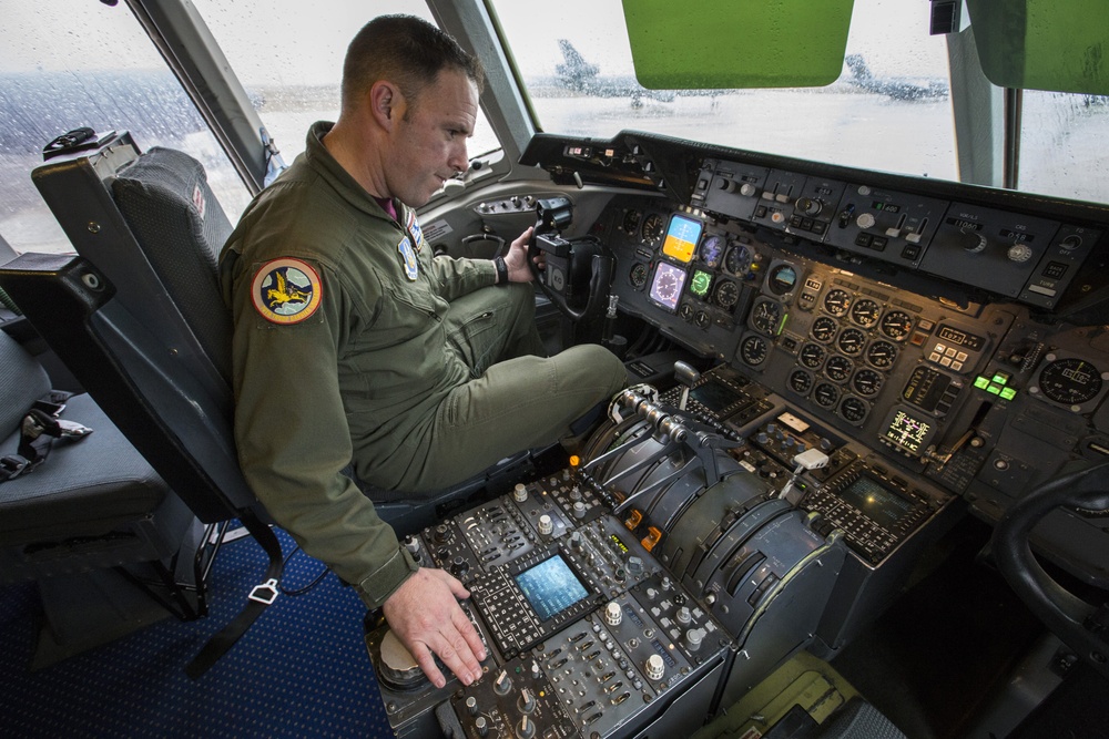 KC-10 engineer and boom operator pre-flight check