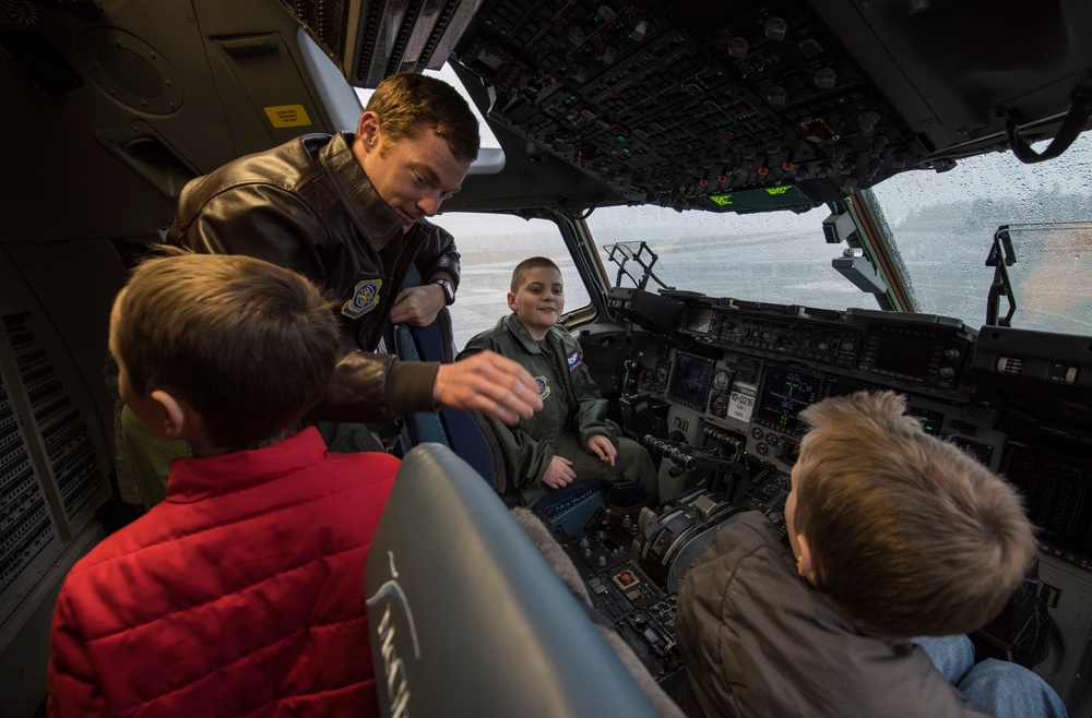 4th AS welcomes newest ‘Pilot for a Day’