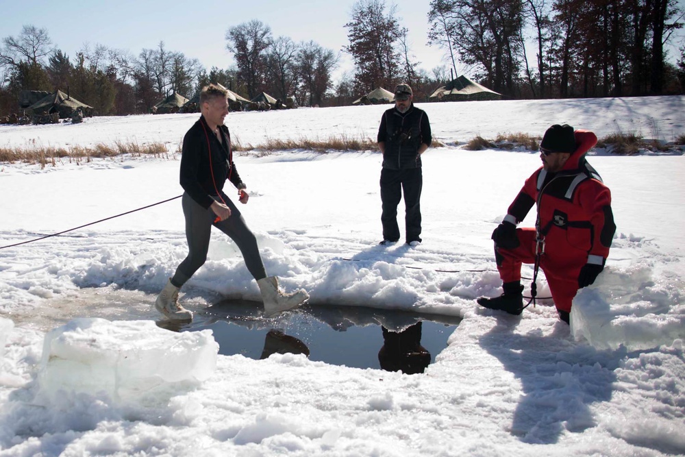 Frozen Badger: VMU-2 Polar Plunge
