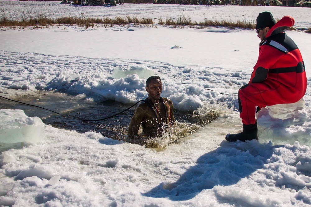 Frozen Badger: VMU-2 Polar Plunge
