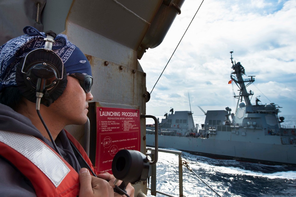 USNS Wally Schirra Conducts UNREP with USS Dewey