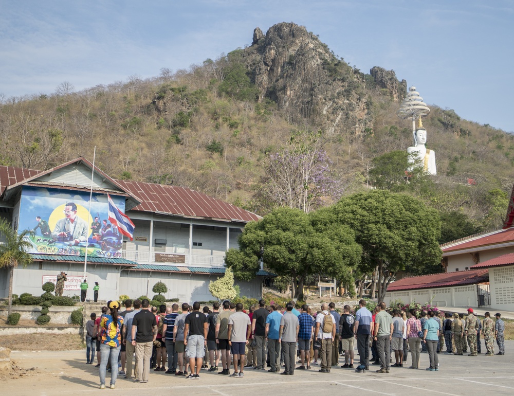 Airmen bring charity to local Thai school