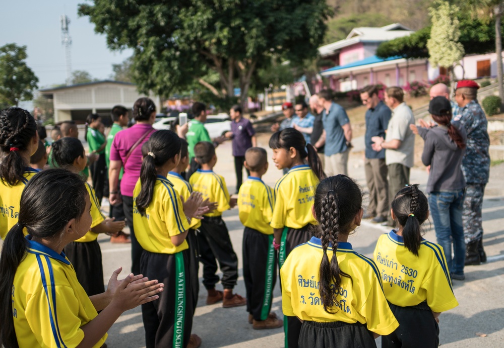 Airmen bring charity to local Thai school