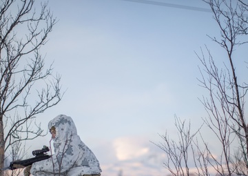 Marines particiapate in Exercise White Claymore
