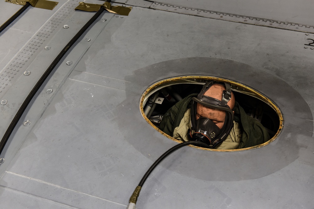 DVIDS Images 193rd SOW Airmen conduct confined spaces exercise