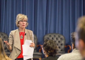 NAVSUP WSS hosts 3 Steps 4 Success Seminar, provides employees 'insider's view'