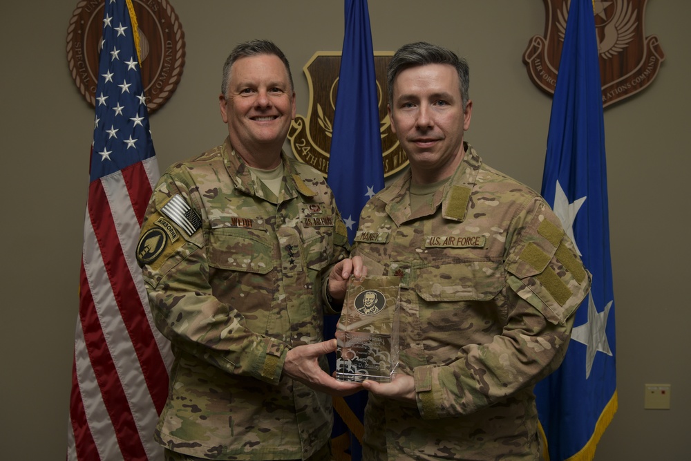 SOST surgeon receives Alison Award
