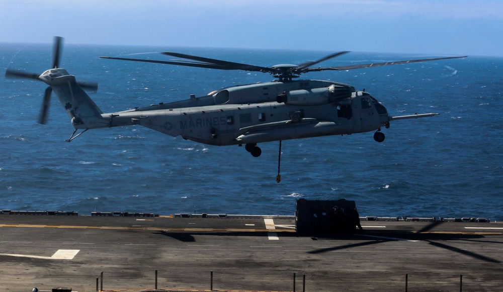 Heavy Lifting: 26th MEU moves Harrier engines