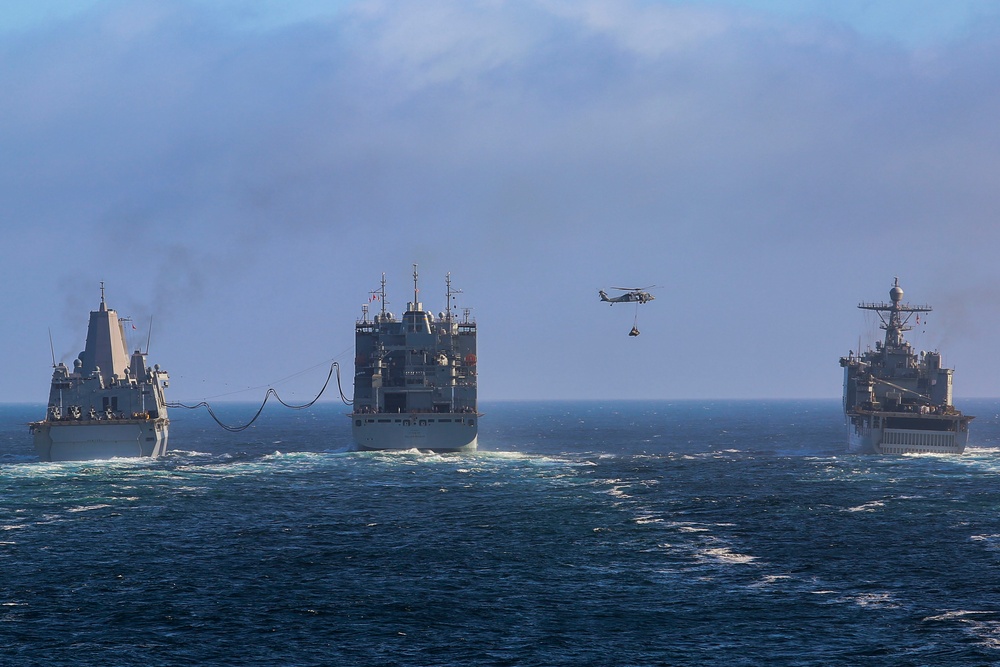 Heavy Lifting: 26th MEU moves Harrier engines