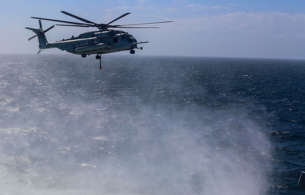 Heavy Lifting: 26th MEU moves Harrier engines