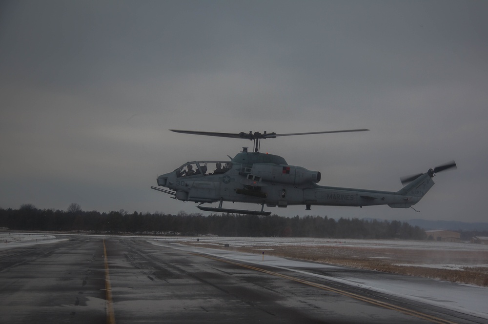 HMLA-167 conducts fire support at Ullr Shield