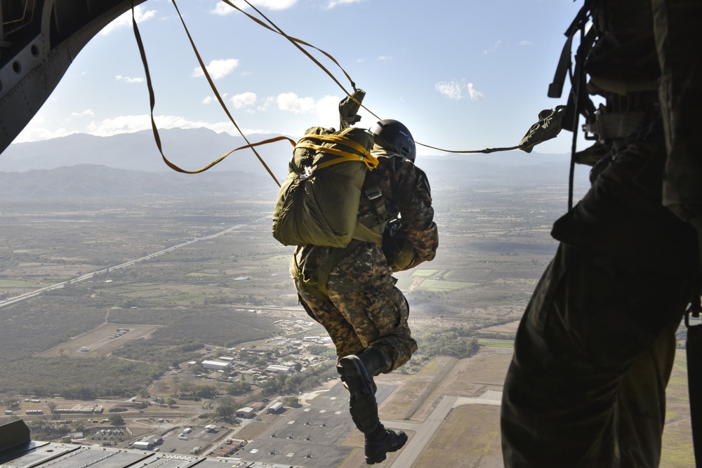 Flying Iguana static line airborne exercise