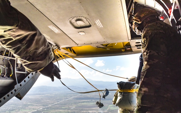 Flying Iguana static line airborne exercise