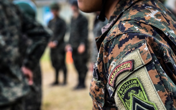 Flying Iguana static line airborne exercise