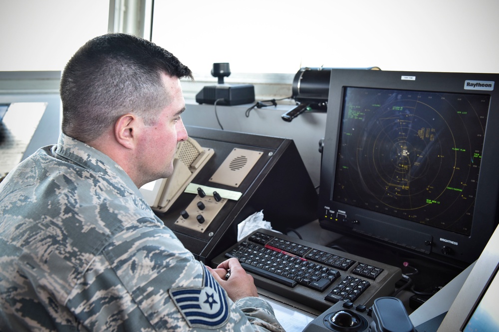 Operations Support Flight provides assistance during U.S., Central American static line jumps
