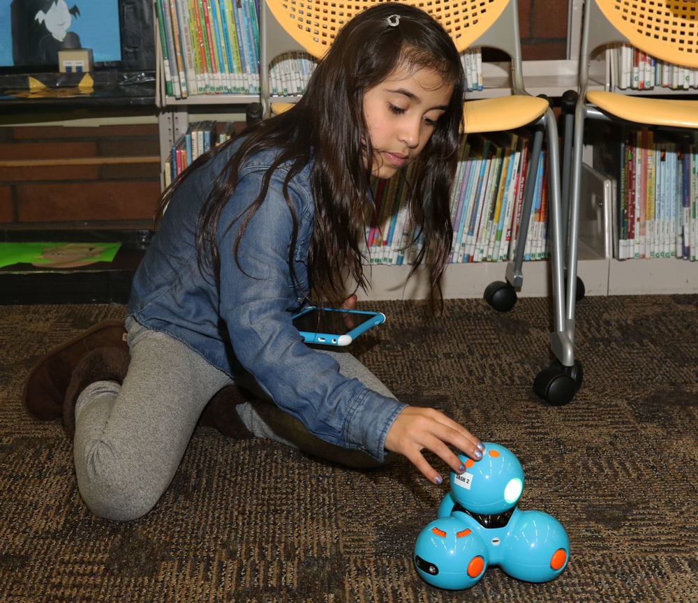 Robotic toys aid in teaching the sciences in new library program