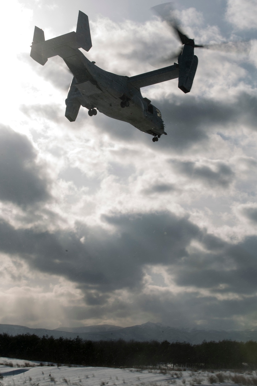 Charlie Company Marines conduct cold-weather helo raid training exercise