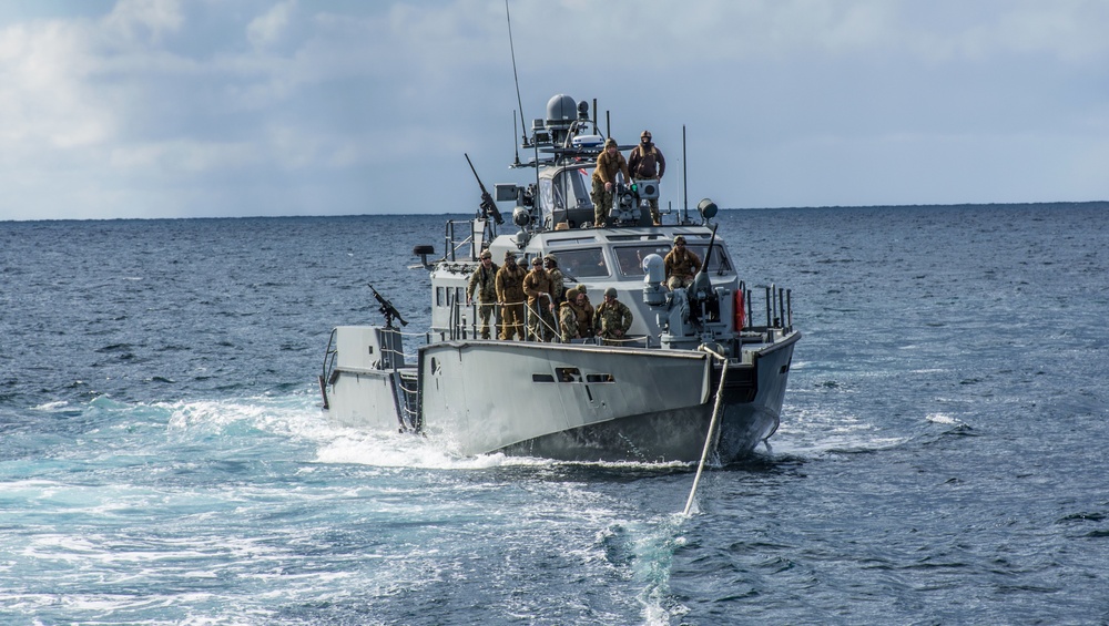 CRS 3 MKVI Patrol Boat Crews conducts TOWEX during Unit Level Training
