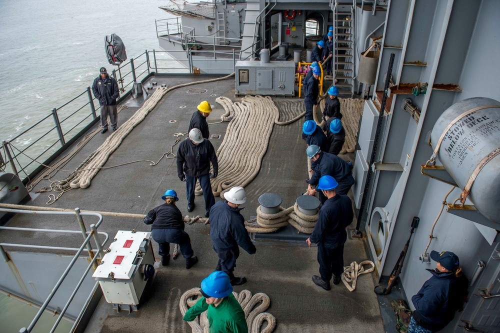 GHWB is the flagship of Carrier Strike Group (CSG) 2, which is comprised of the staff of CSG-2; GHWB; the nine squadrons and staff of Carrier Air Wing (CVW) 8; Destroyer Squadron (DESRON) 22 staff and guided-missile destroyers USS Laboon (DDG 58) and USS