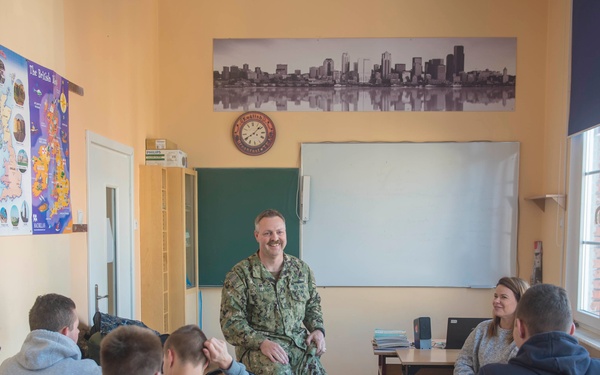 Naval Support Facility Redzikowo Hosts Polish Army