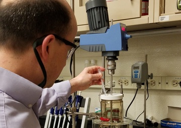 AFRL partners with entrepreneurs to light the way for the warfighter