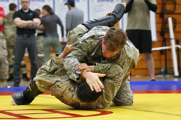 Fort Bragg Combatives Tournament: Round 2