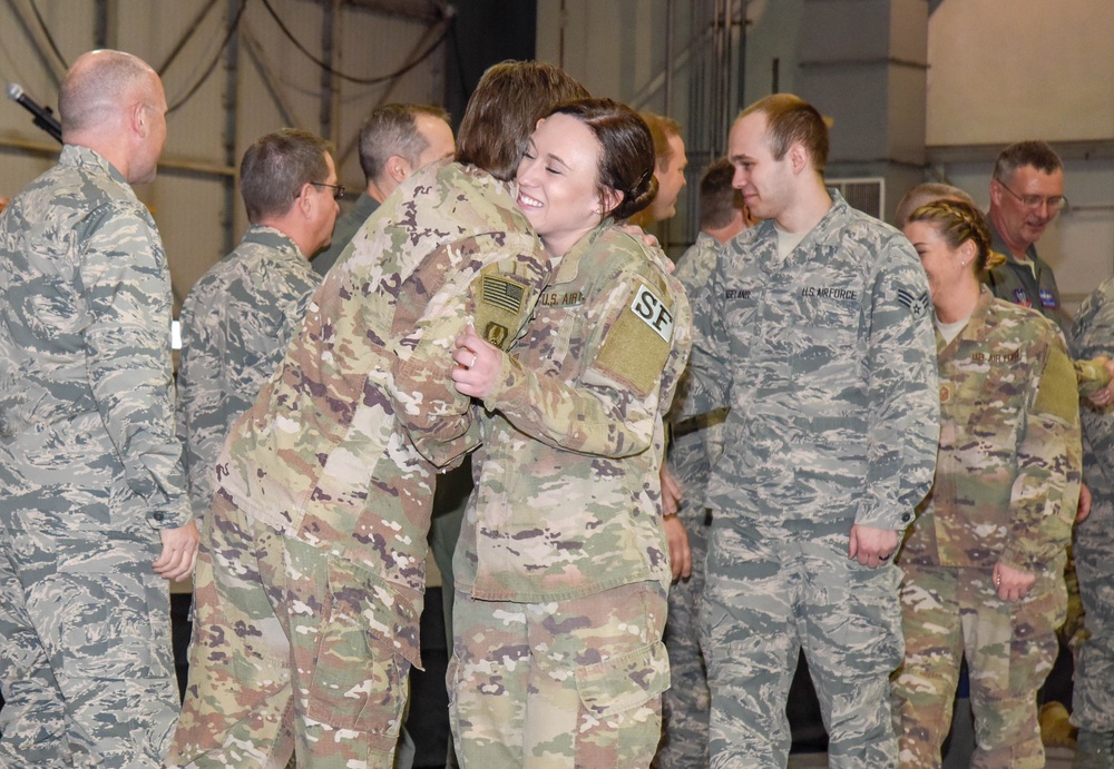 114th Fighter Wing welcomes home Airmen