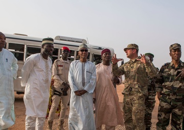 Airmen, Agadez civic leaders build partnership